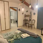住宿加早餐酒店 Chez Tonton Saint-Aubin (Lot-et-Garonne)