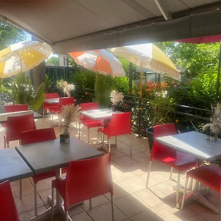 Chez Tonton