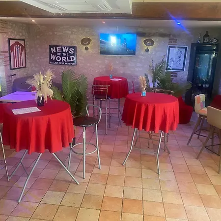 Chez Tonton 住宿加早餐酒店 Saint-Aubin (Lot-et-Garonne)
